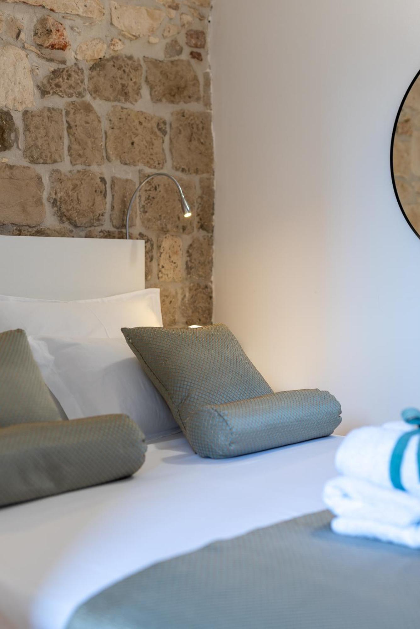 Manero Villa Trogir Eksteriør billede