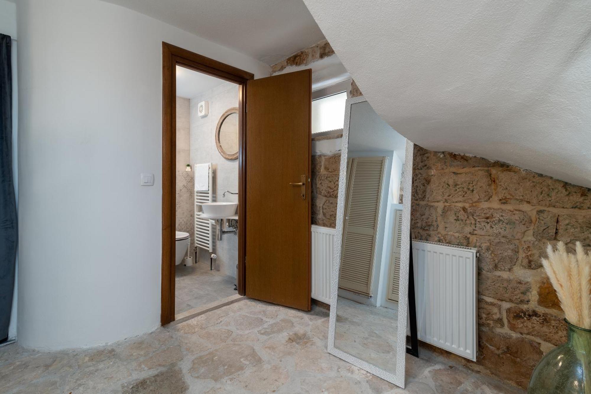 Manero Villa Trogir Eksteriør billede