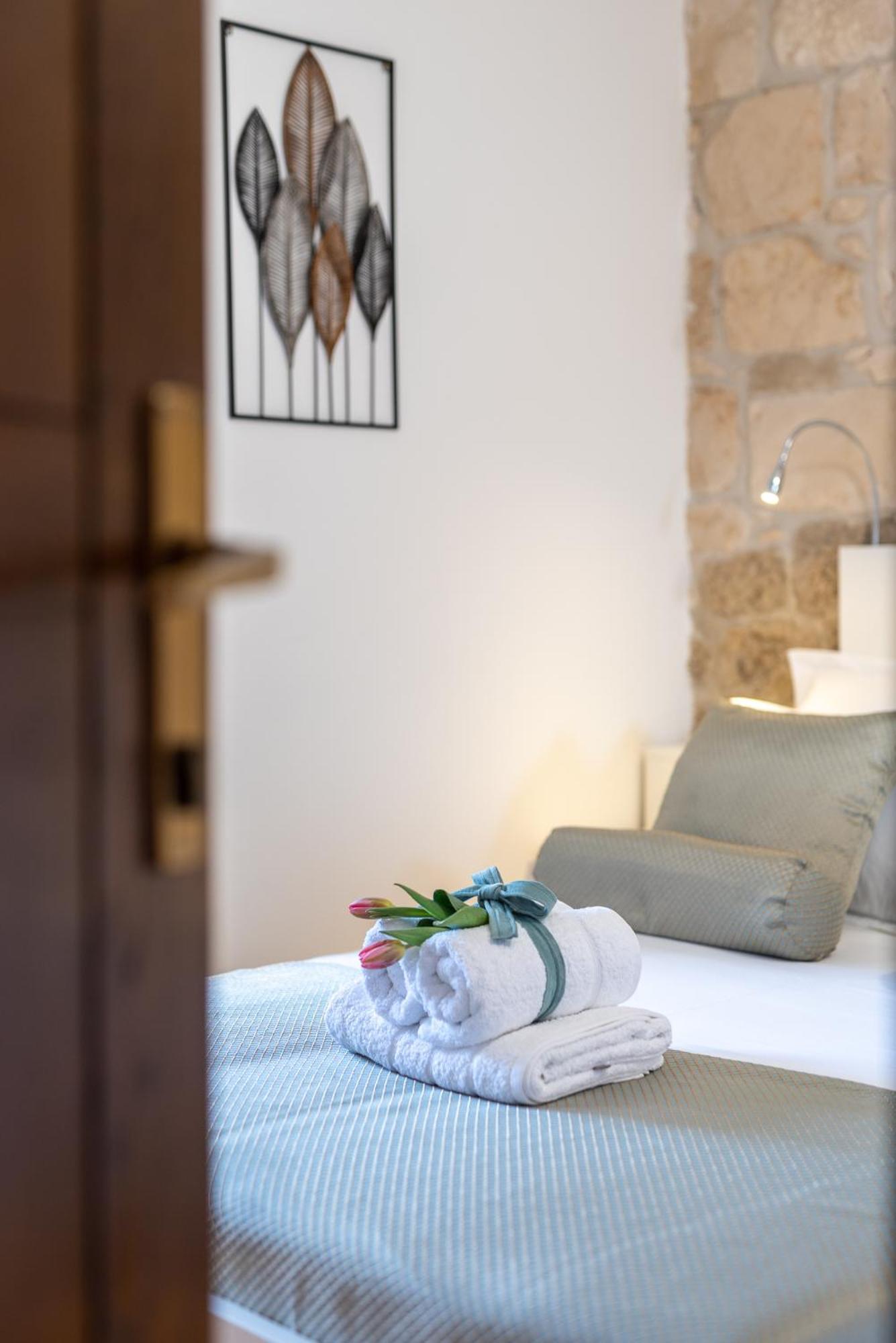 Manero Villa Trogir Eksteriør billede