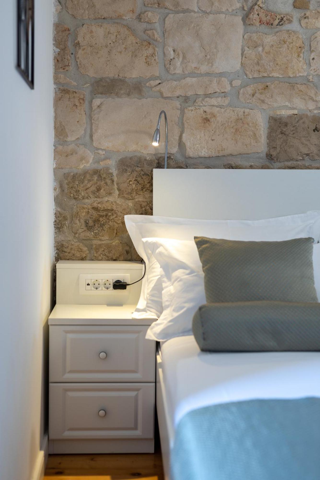 Manero Villa Trogir Eksteriør billede