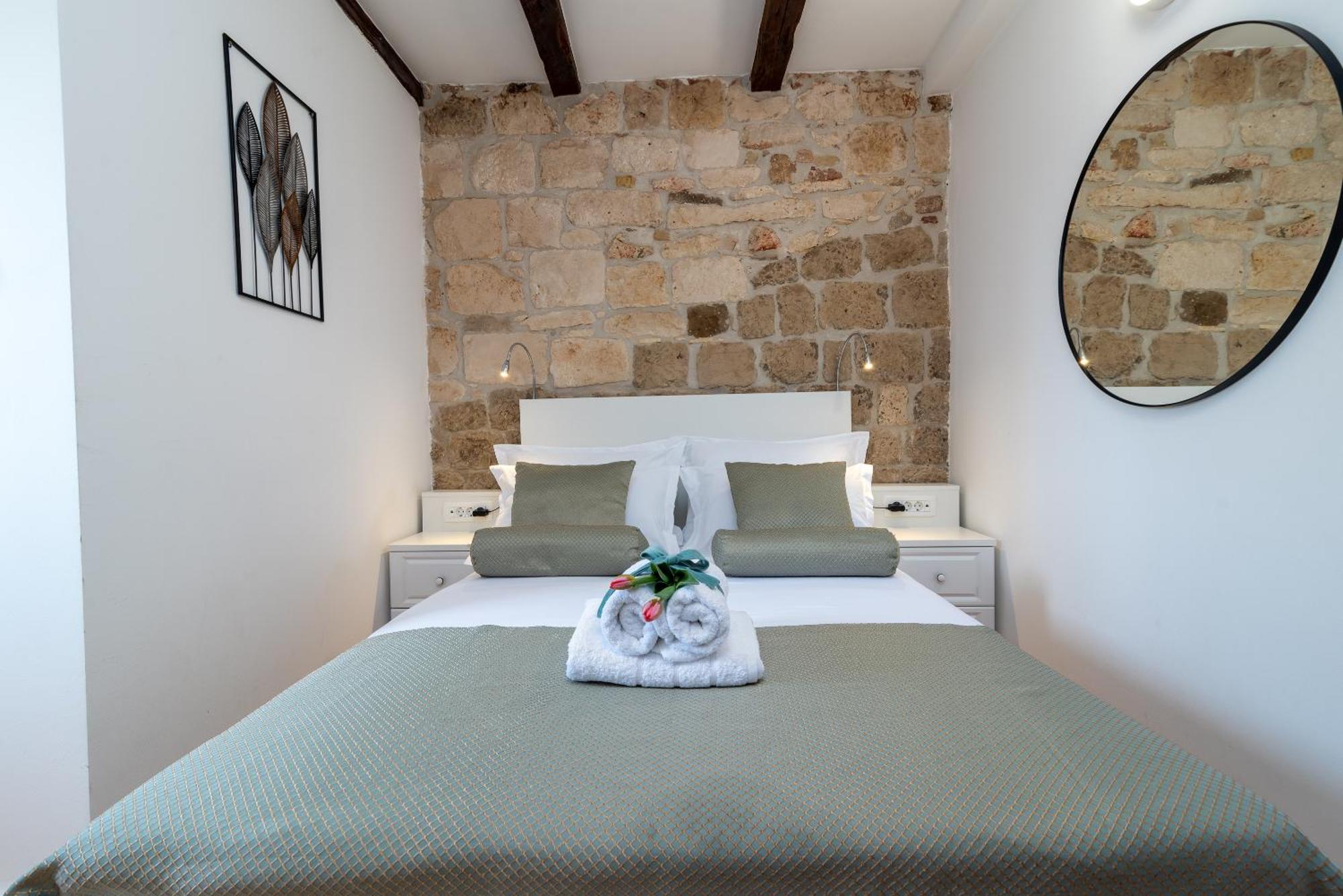 Manero Villa Trogir Eksteriør billede