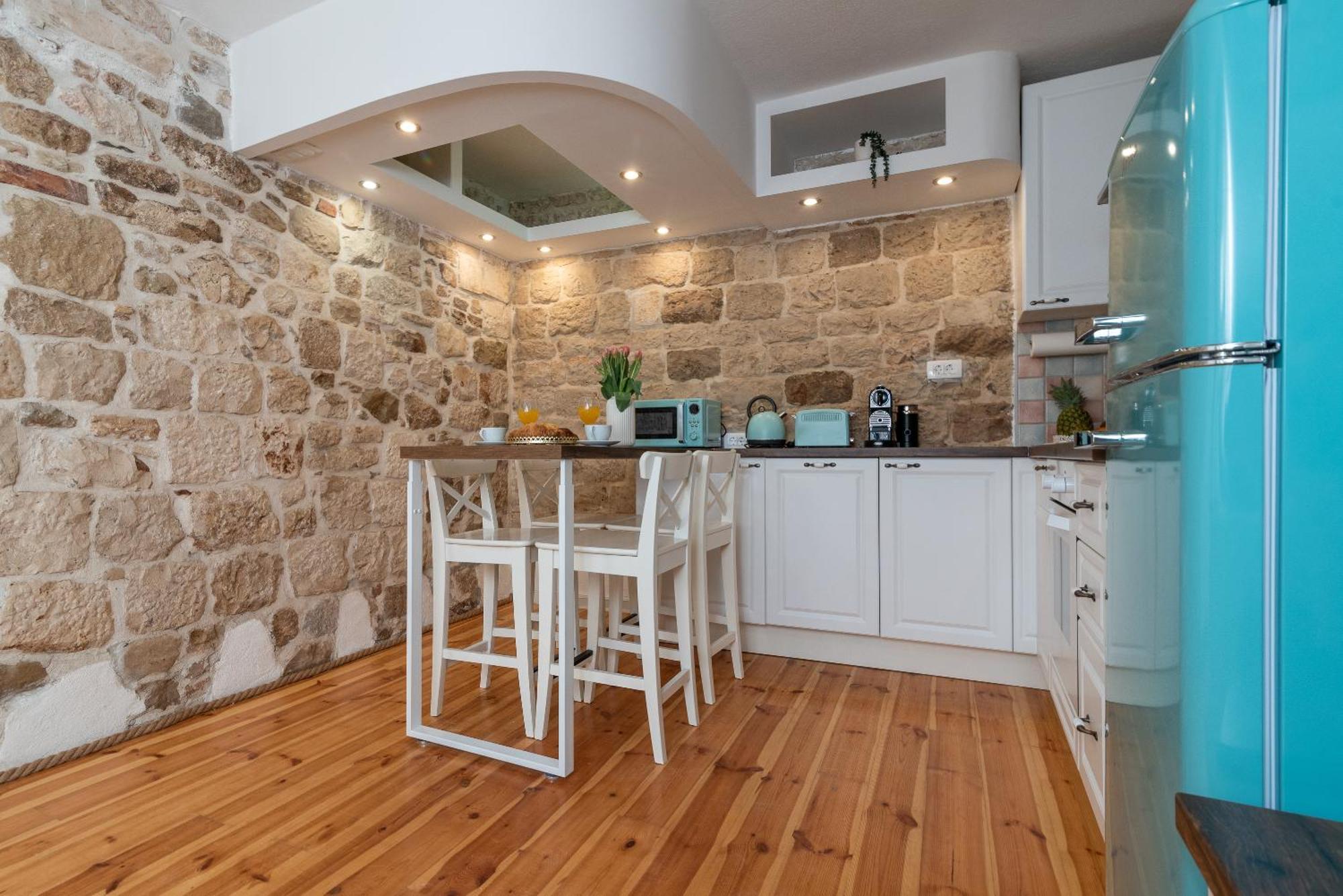 Manero Villa Trogir Eksteriør billede